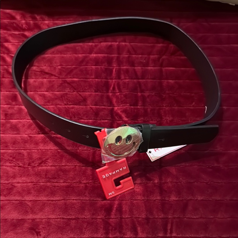 Rampage Black Belt with Gold-tone Smiley Face Buckle Size S/M (NWT)
